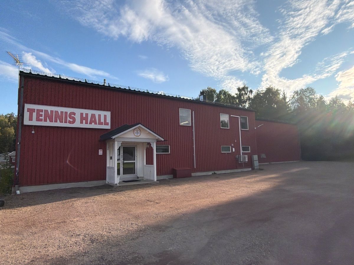 Tennis hall