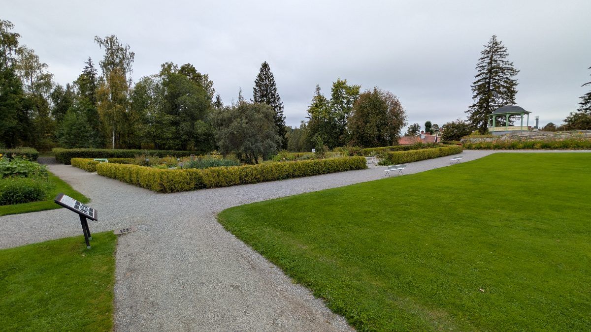 Stenegård - Köksträdgården